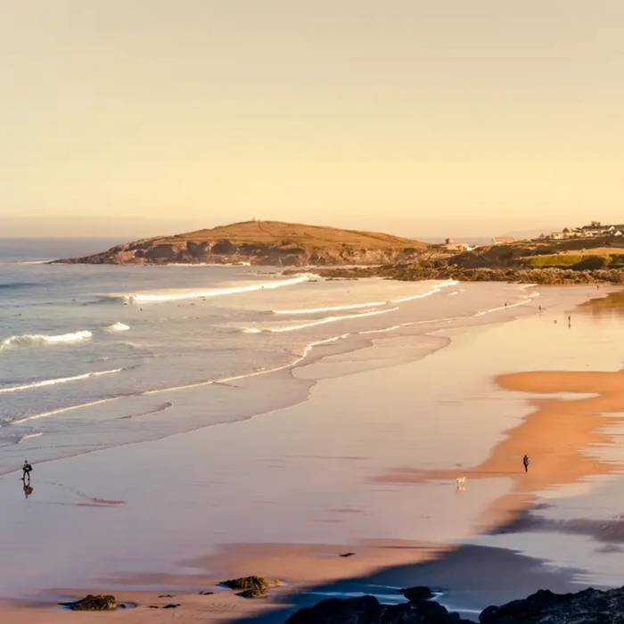 Fistral Candle - Sandalwood, Orange & Clove