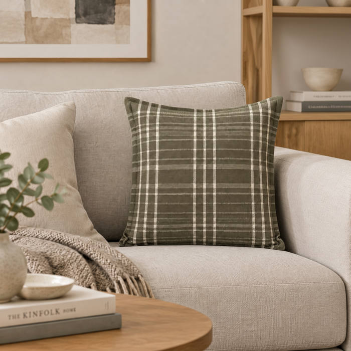 Oliver Cushion